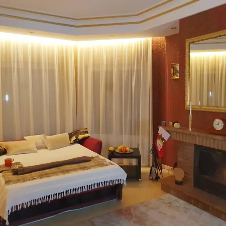 Svim, Walking Distance To The Beach! Villa *